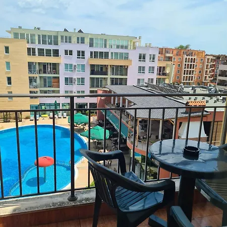 тристаен просторен с две отделни спални 公寓式酒店 *